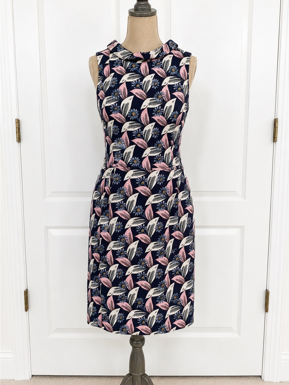 Boden Navy Sleeveless Floral Midi Dress with Pink & Cream Leaves